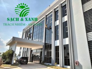 Dịch vụ vệ sinh công nghiệp tại Đất đỏ, vệ sinh kính mặt ngoài toà nhà
